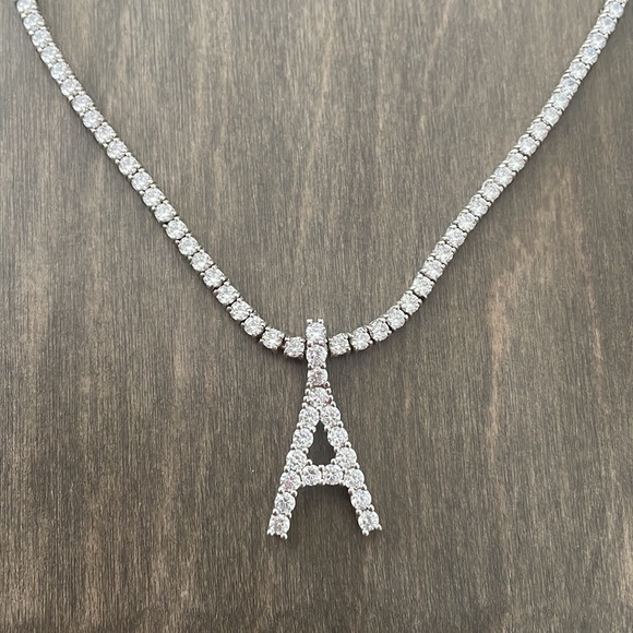 The M Jewellers Initial necklace - Picture 2 of 4